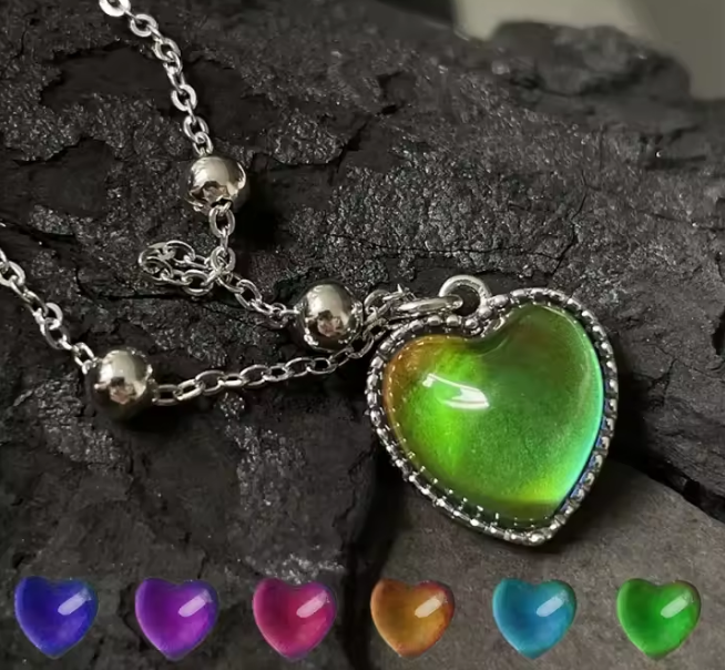 💙💜💚 Collar de Emociones que Cambia de Color – Corazón Multicolor | SKU: AZ021 ✨