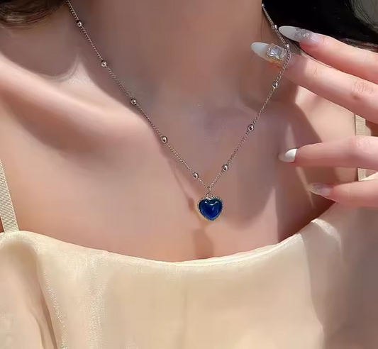 💙💜💚 Collar de Emociones que Cambia de Color – Corazón Multicolor | SKU: AZ021 ✨